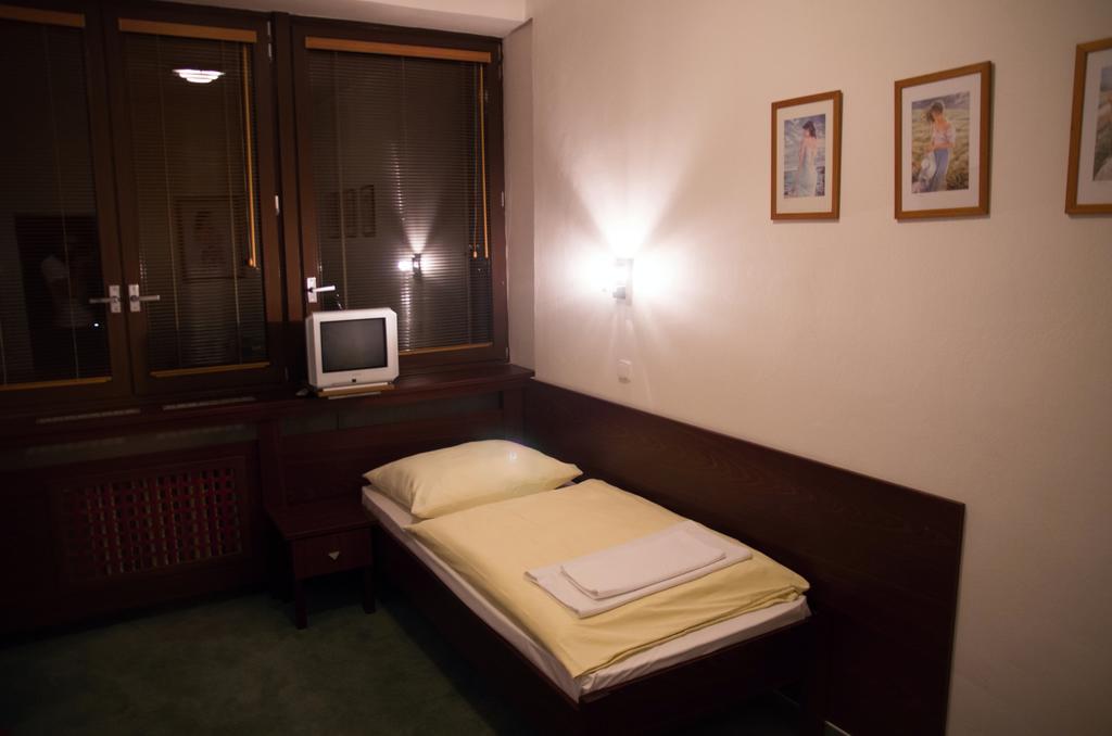 Hotel Bothe Поважска-Бистрица Экстерьер фото